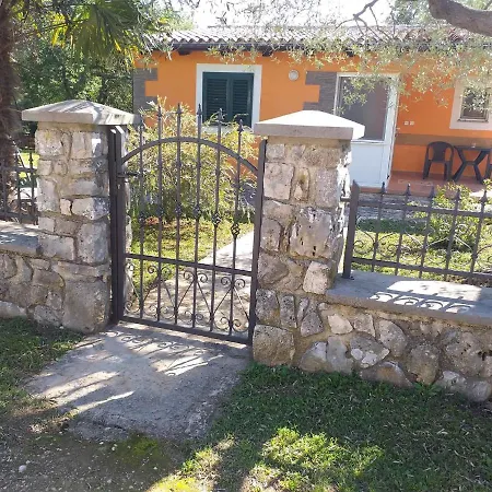 펜션 In - Istrien 11494 로비니